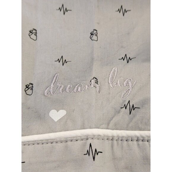 FIGS Womens Pajama Top Medium Gray Long Sleeve EKG Heartbeat Heart Medical Nurse - Picture 4 of 6